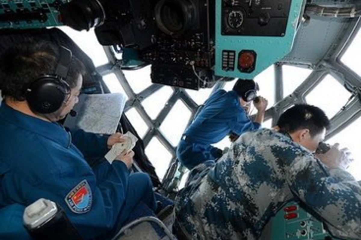 ВВС Новой Зеландии обнаружили объекты пропавшего Boeing ВВС Новой Зеландии обнаружили объекты пропавшего Boeing