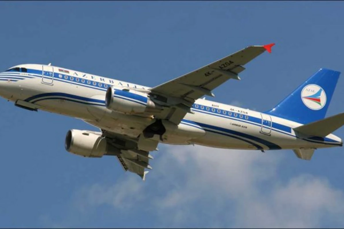 AZAL переходит на летний график работы
