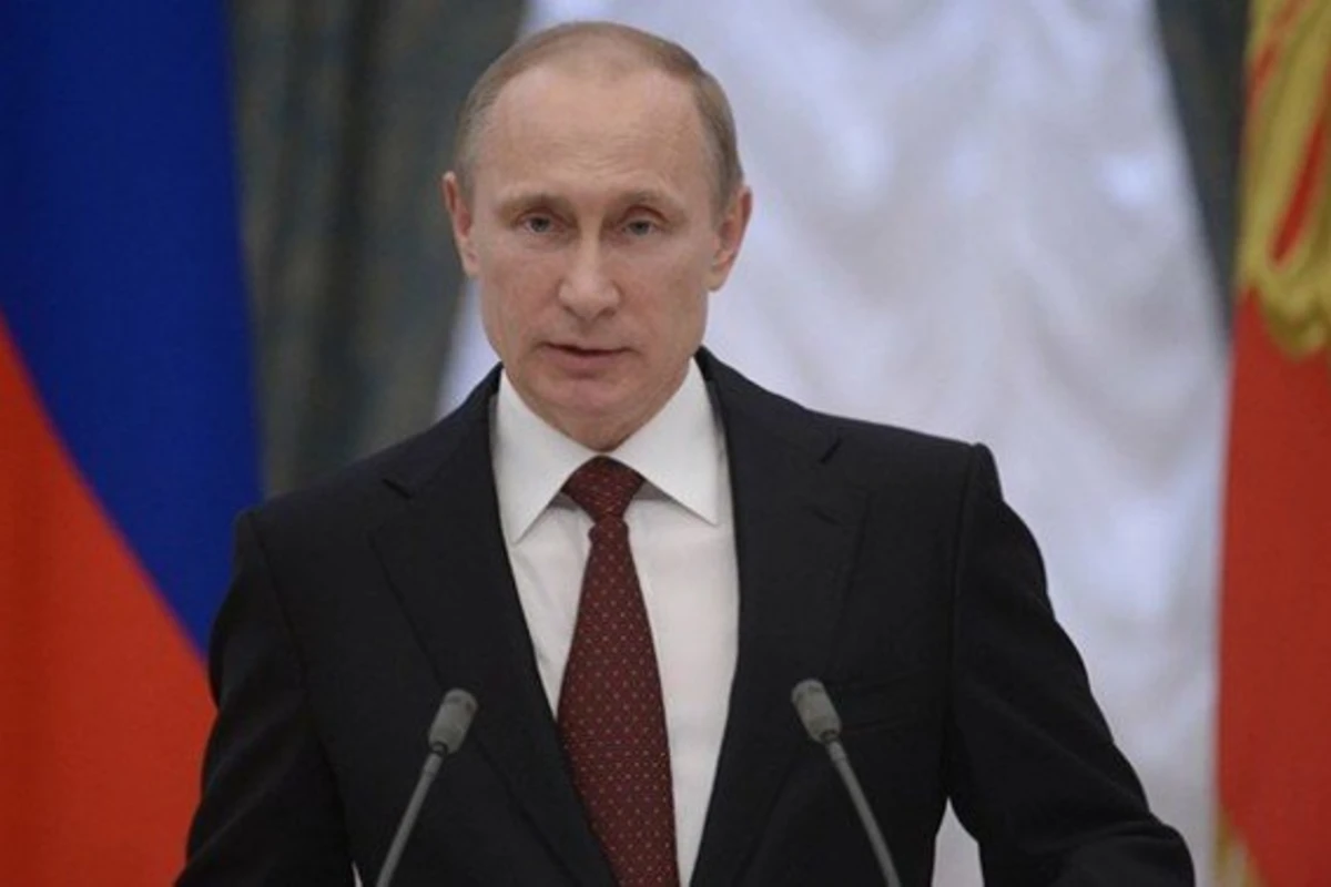 Путин официально развелся с женой