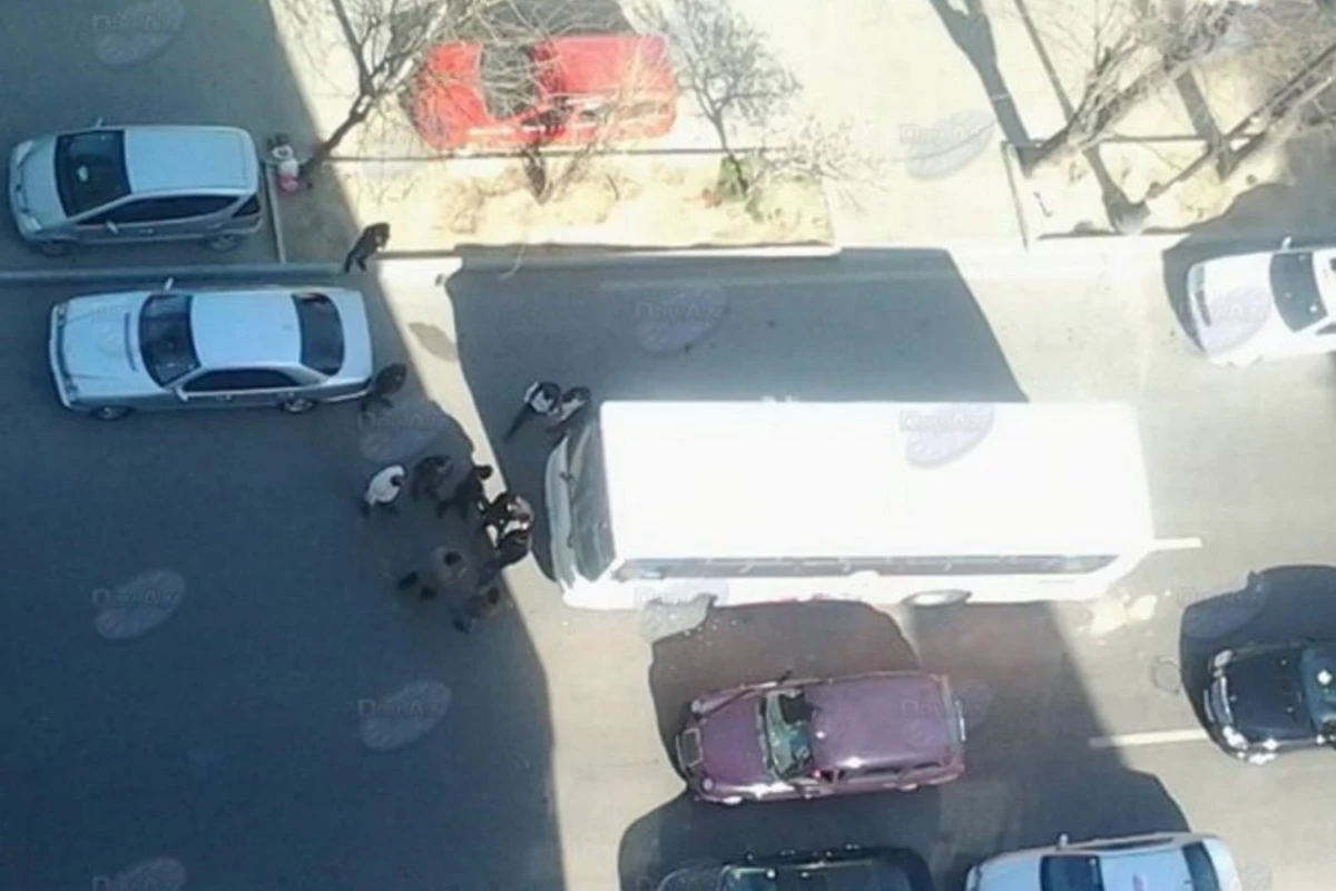 В Баку столкнулись автобусы