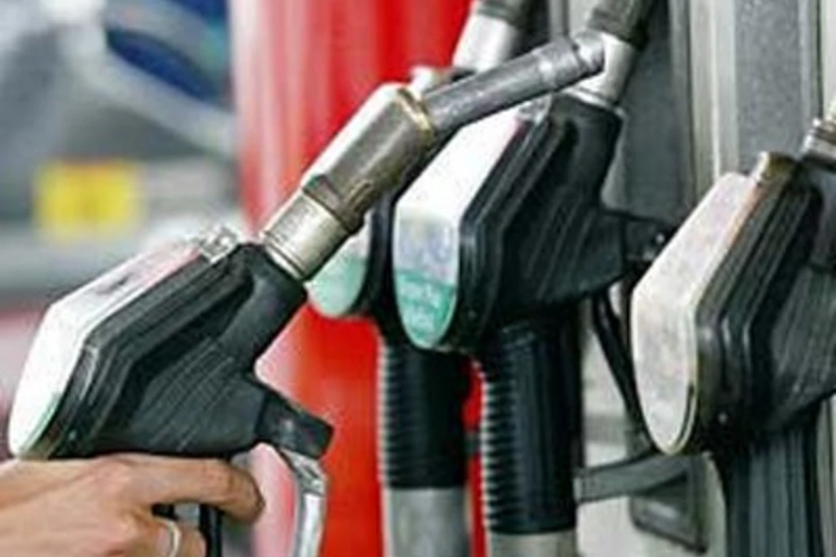 В Азербайджане приступили к продаже бензина Premium Евро-95