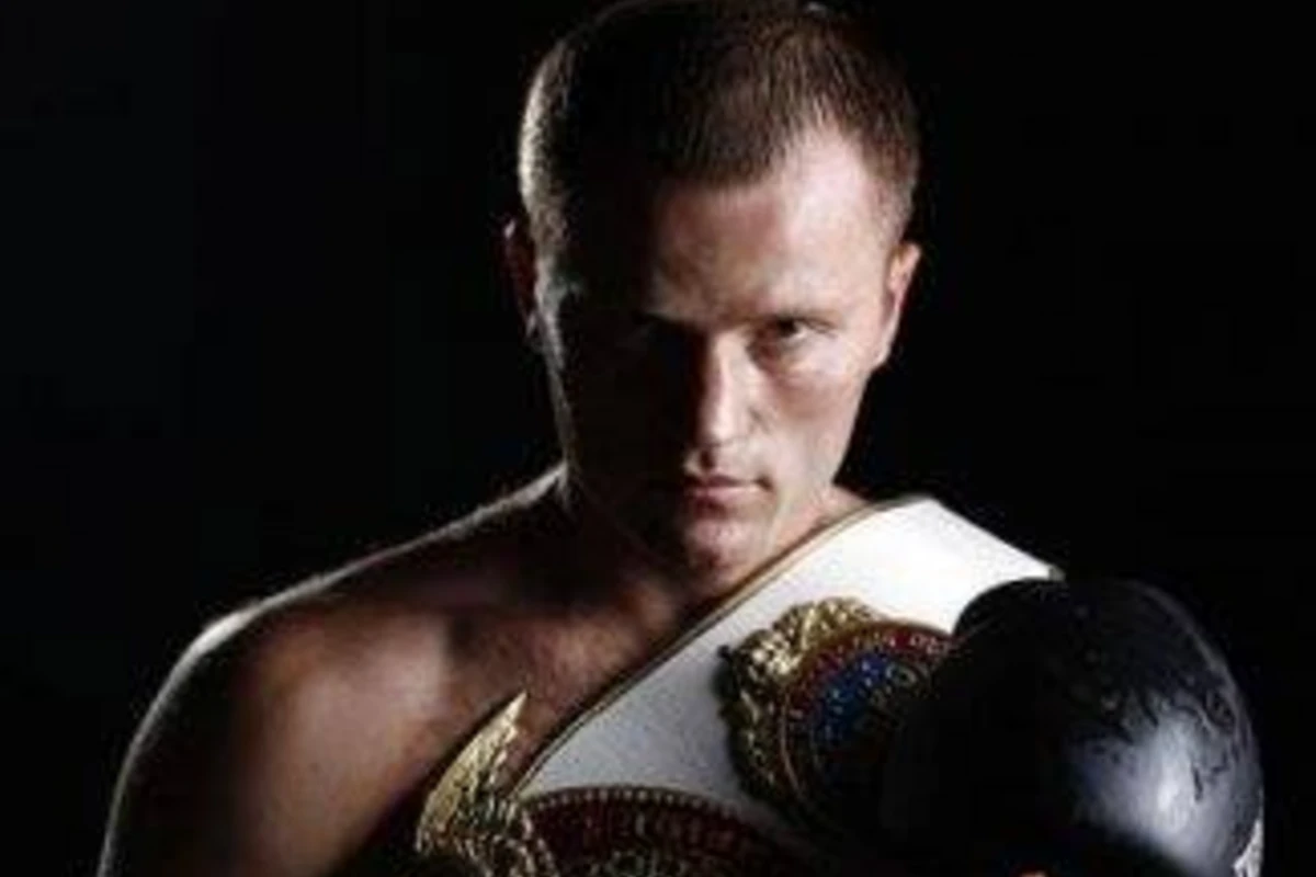 Эдуард Мамедов сразится за мировой пояс