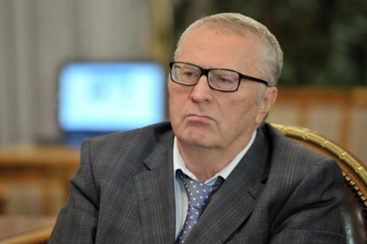 Жириновский извинился перед оскорбленной им журналистке