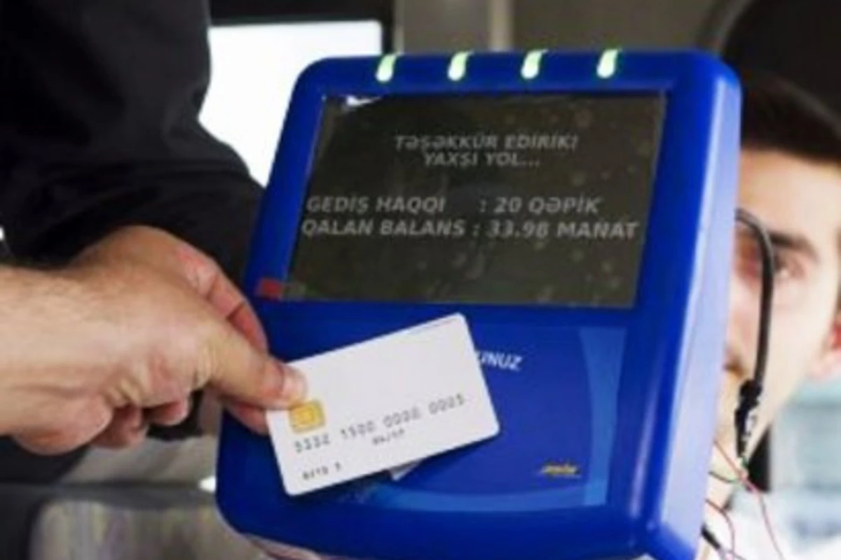 В Баку еще на 30 маршрутах будет применена карточная система