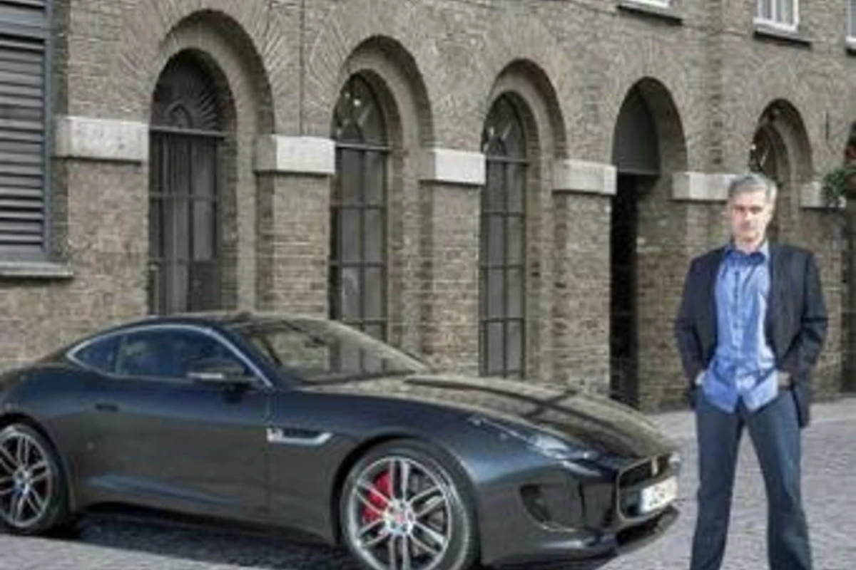 Жозе Моуринью первым в Великобритании купил Jaguar F-Type R Coupe - ФОТО Жозе Моуринью первым в Великобритании купил Jaguar F-Type R Coupe - ФОТО