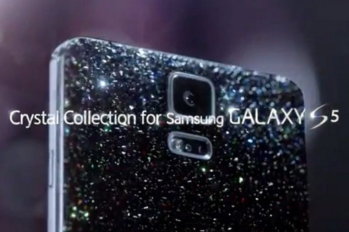 Samsung украсит Galaxy S5 кристаллами Swarovski (видео)