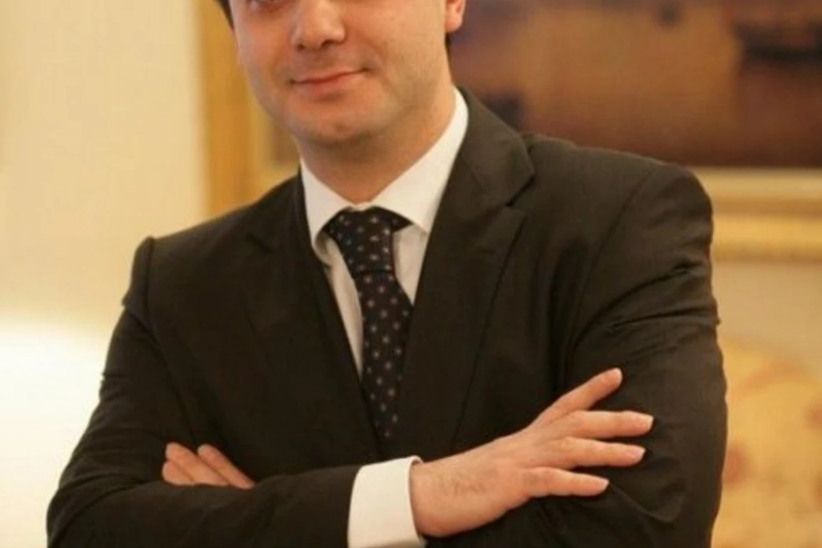 Эльшад Искендеров назначен на новую должность