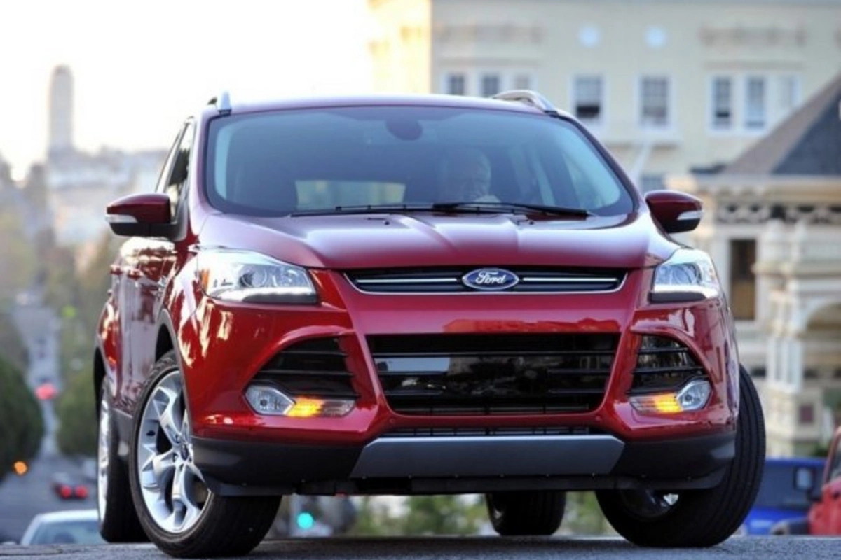 Chrysler и Ford отзывают около 800 тысяч автомобилей каждый