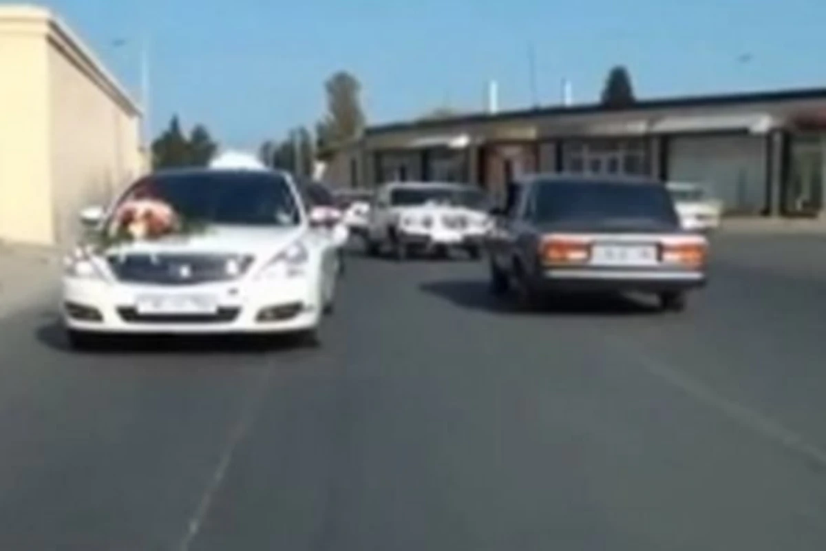 Еще один автош на бакинской дороге (видео)