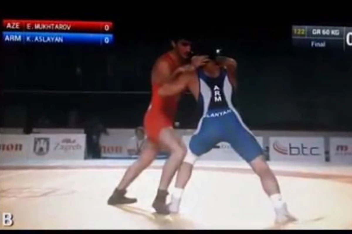Азербайджанский борец одержал победу над армянином в финале чемпионата мира (видео)