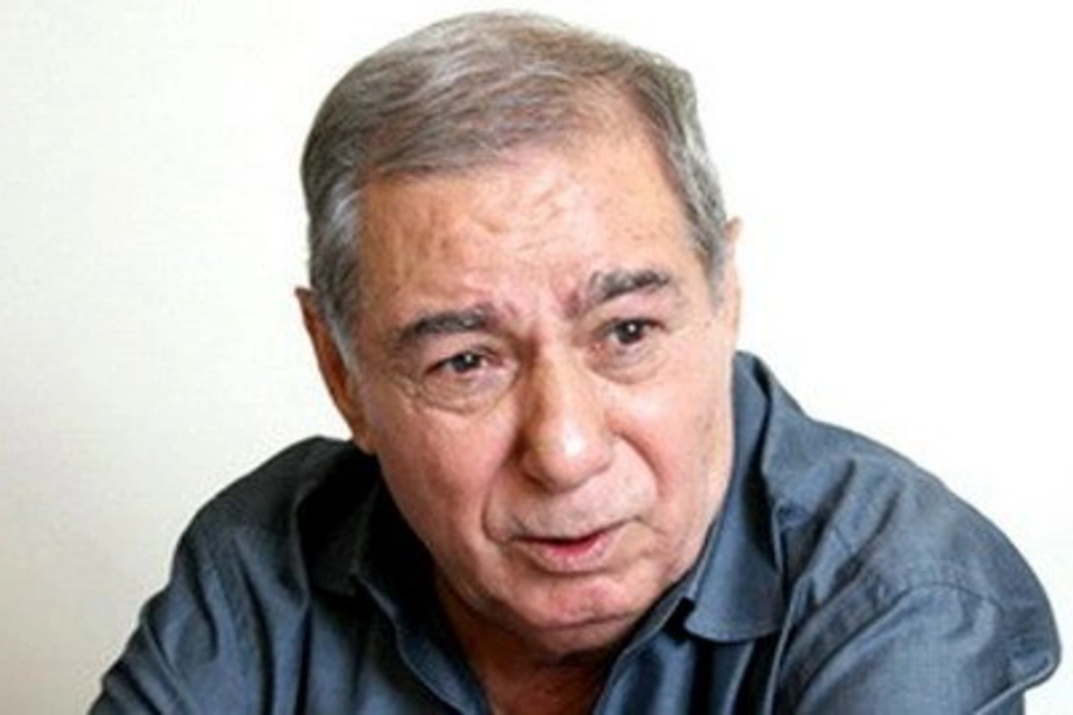 Акрам Айлисли покинул Азербайджан