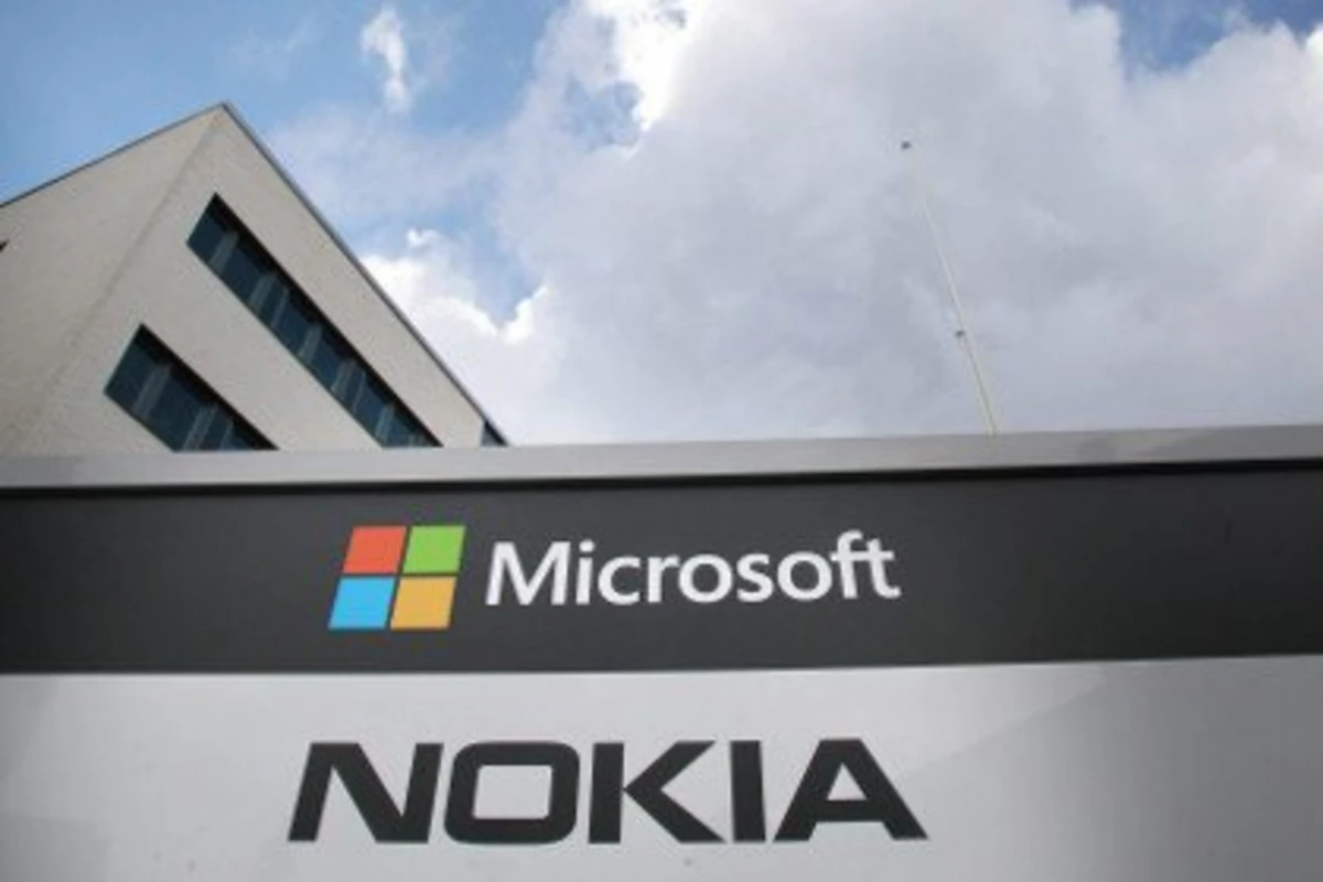 Microsoft представила телефон за 25 долларов