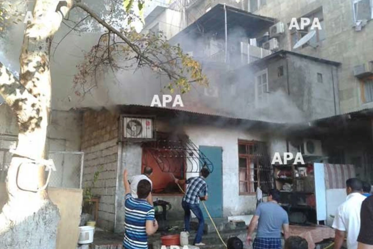 В бакинском общежитии произошел пожар, есть пострадавший