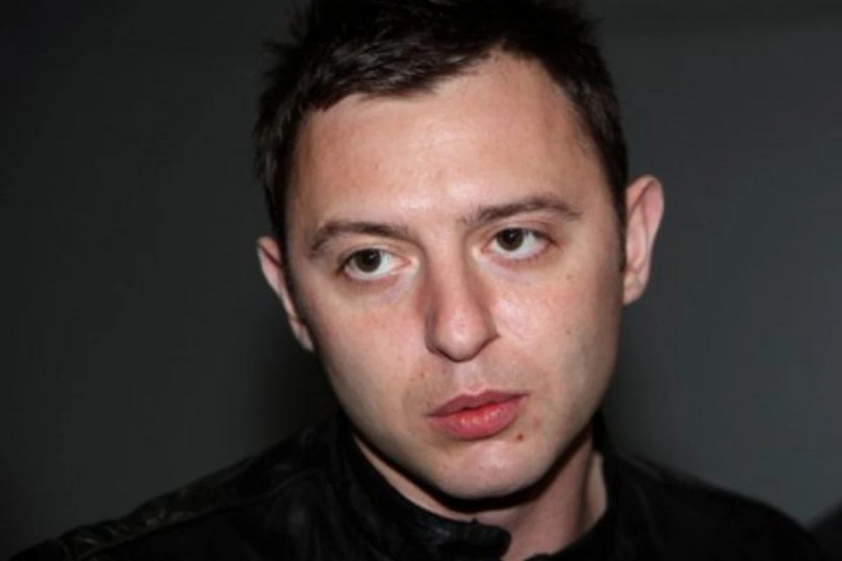 Солист группы «Звери» подает в суд на Светлакова