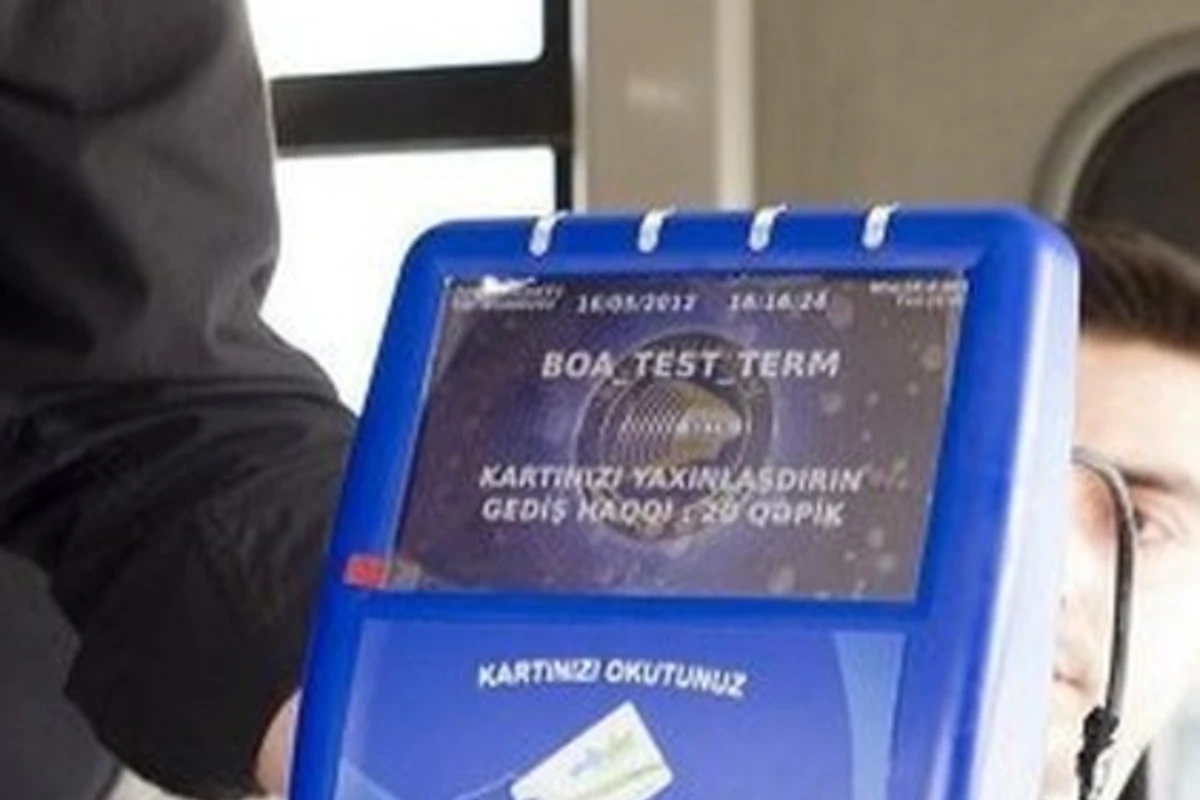 В Баку общественный транспорт перейдет на единую систему оплаты