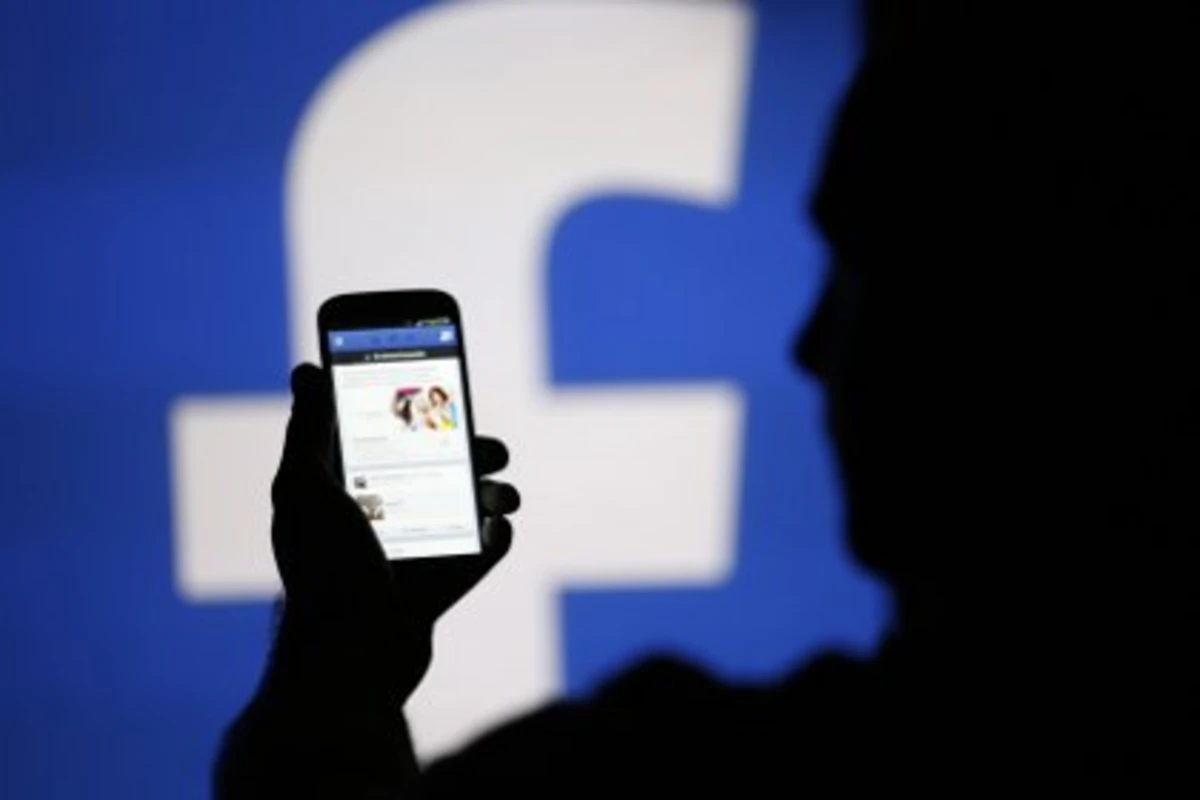 Facebook представит мобильное приложение для анонимного общения
