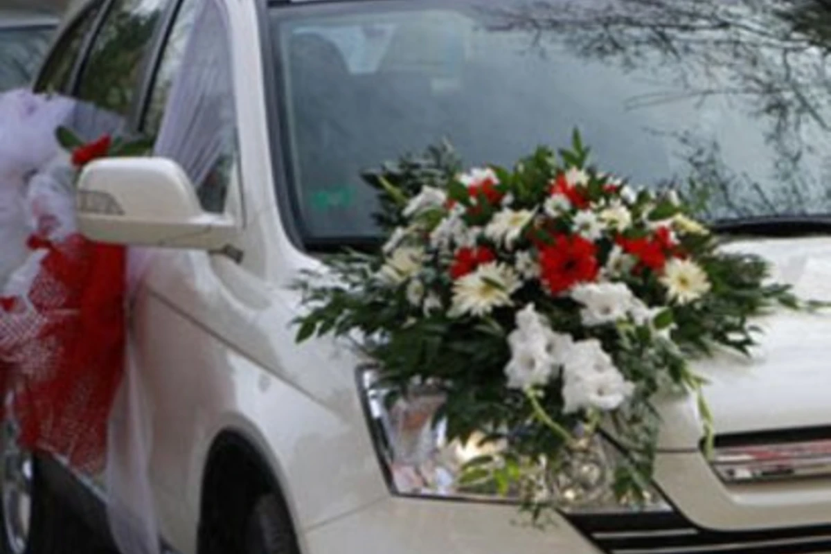 Дорожная полиция Азербайджана объяснила, как избежать аварий в свадебных кортежах (видео)