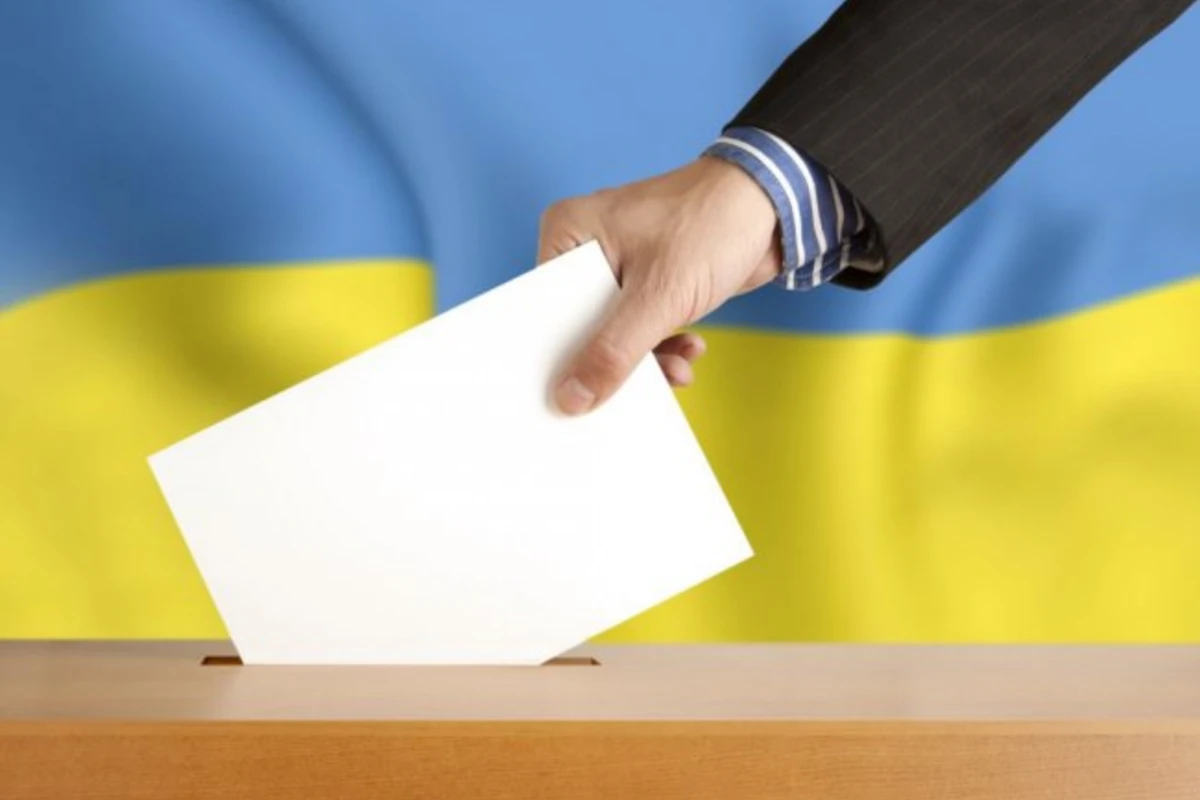 В Украине начались парламентские выборы