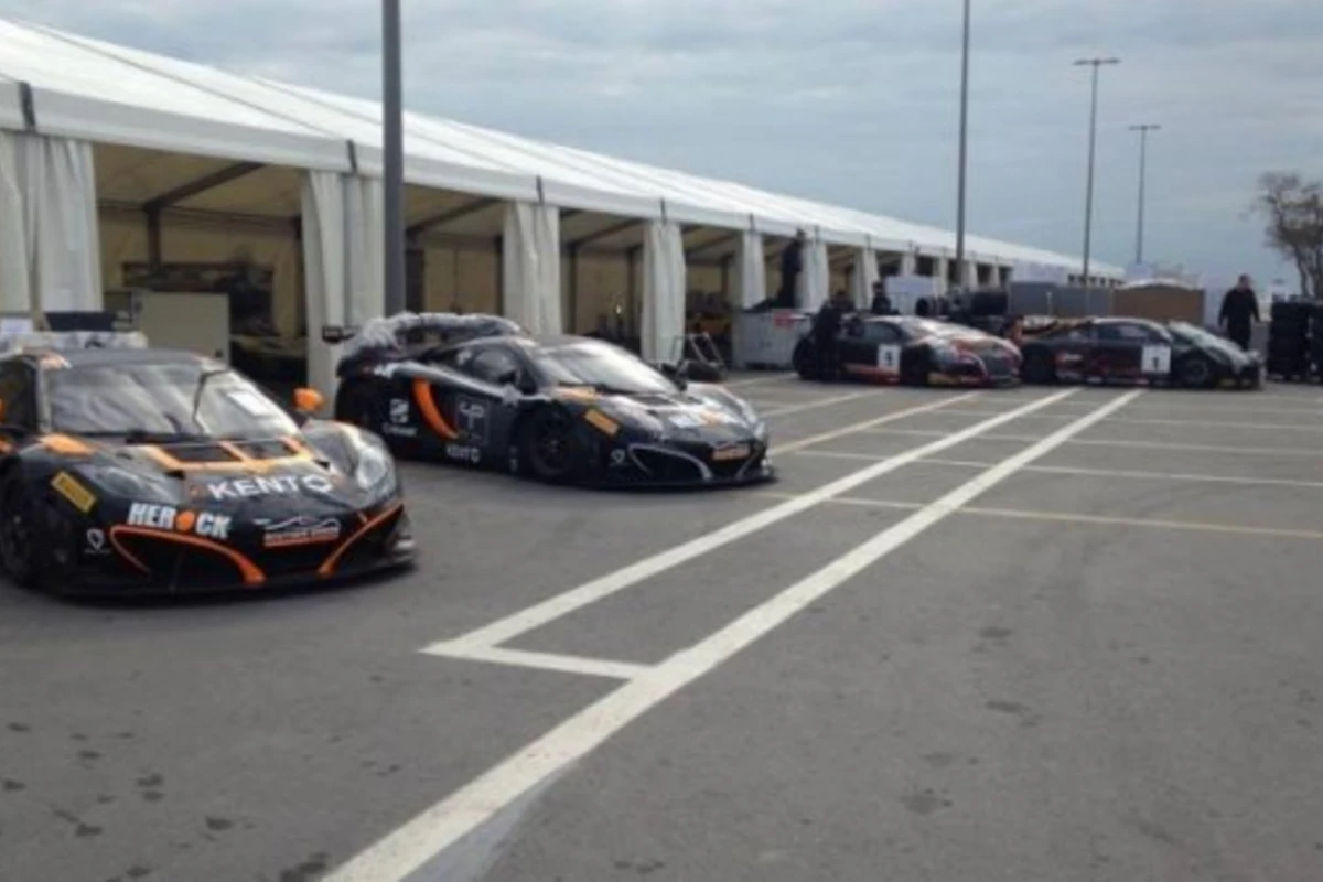 Автокары Baku World Challenge уже в Азербайджане