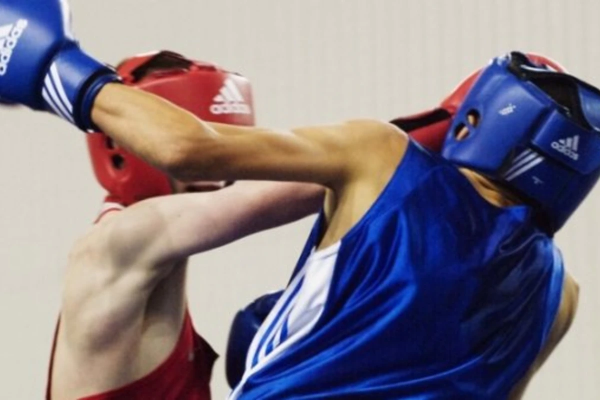 Азербайджанские боксеры вышли в финал чемпионата Европы