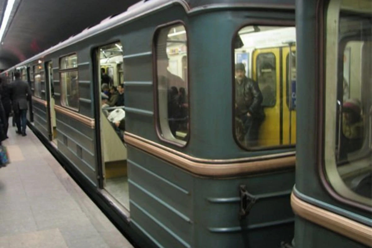 В бакинском метро вновь возникли проблемы