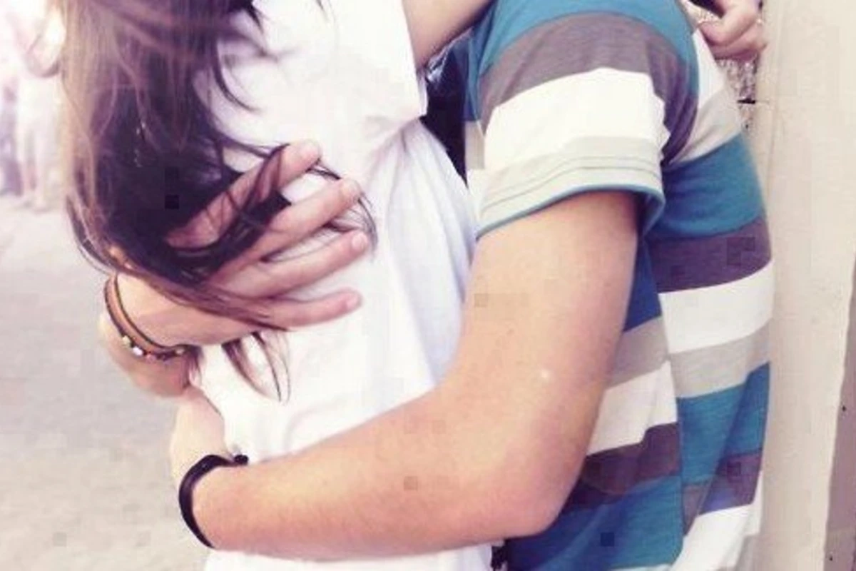 В Кузбассе оштрафовали безумно влюбленную в азербайджанца женщину