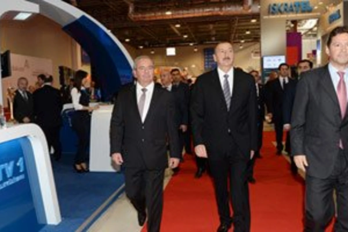 Ильхам Алиев посетил выставку Bakutel-2014