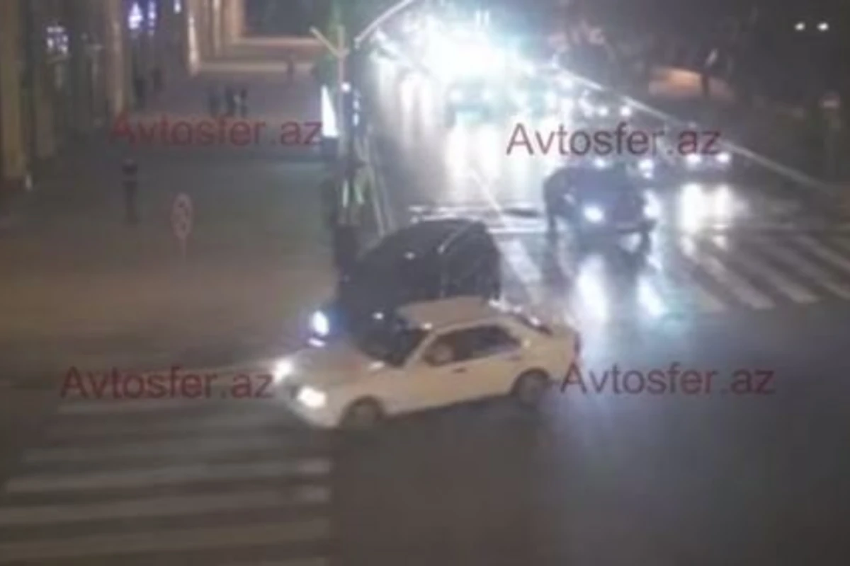 Новые видеокадры ДТП на бакинских улицах (видео)