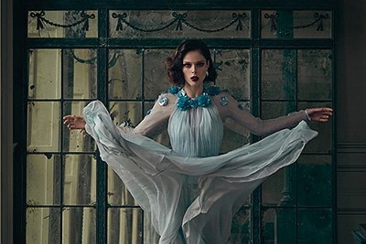 Коко Роша в фотосессии для Hola Magazine