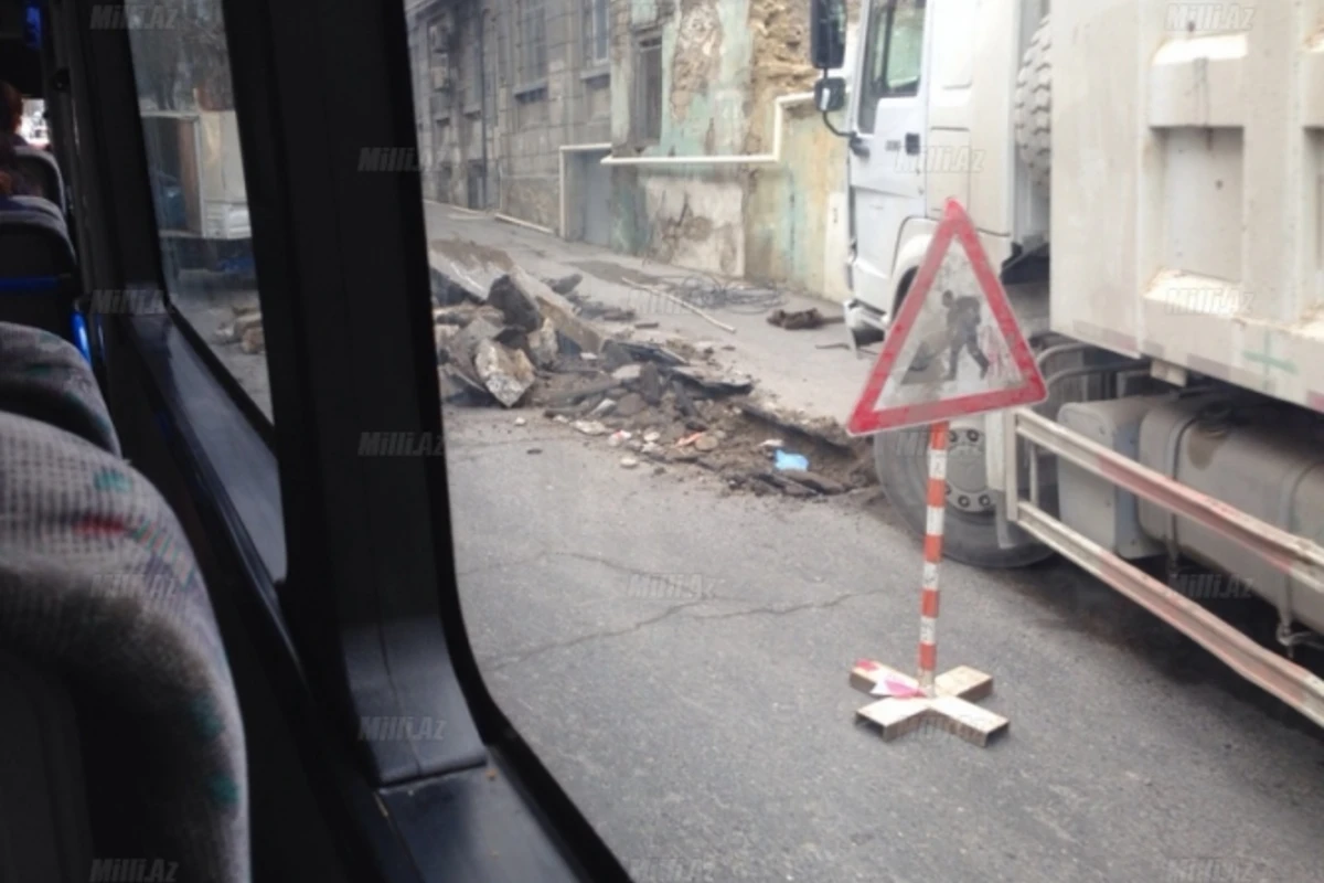 В центре Баку образовалась большая пробка