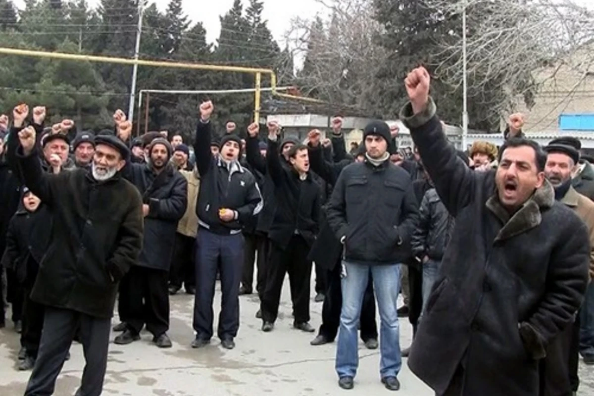 В Нардаране пройдет митинг против карикатур, оскорбляющих пророка Мухаммеда