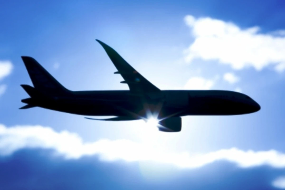 AZAL проводит специальную акцию на авиарейс Баку-Лондон-Баку