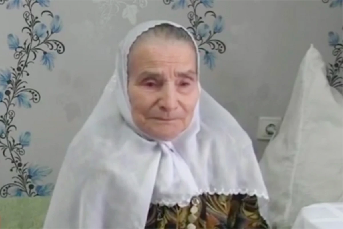 76-летняя девственница вышла замуж (видео)