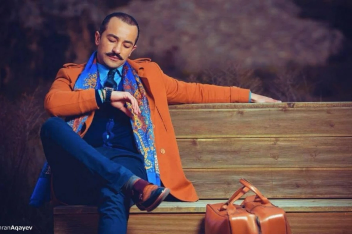 Один из самых стильных телеведущих Шахрияр Абилов снялся в Fashion-фотосессии в Гобустане