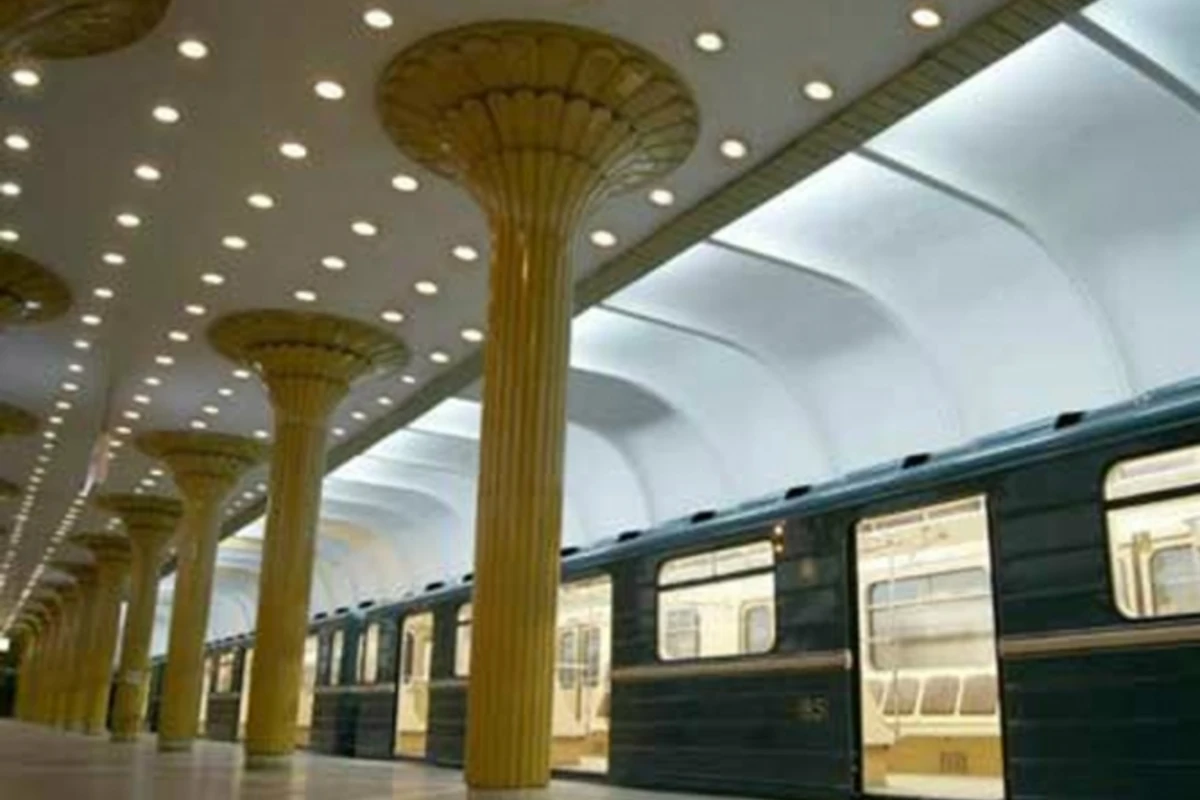 В бакинском метро вновь возникли проблемы