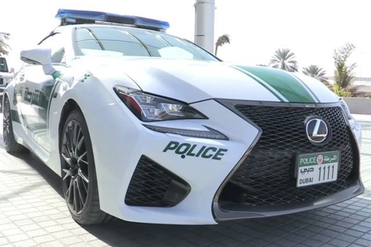 Lexus RC F занял почетное место в конюшне полиции Дубая (видео, обновлено)