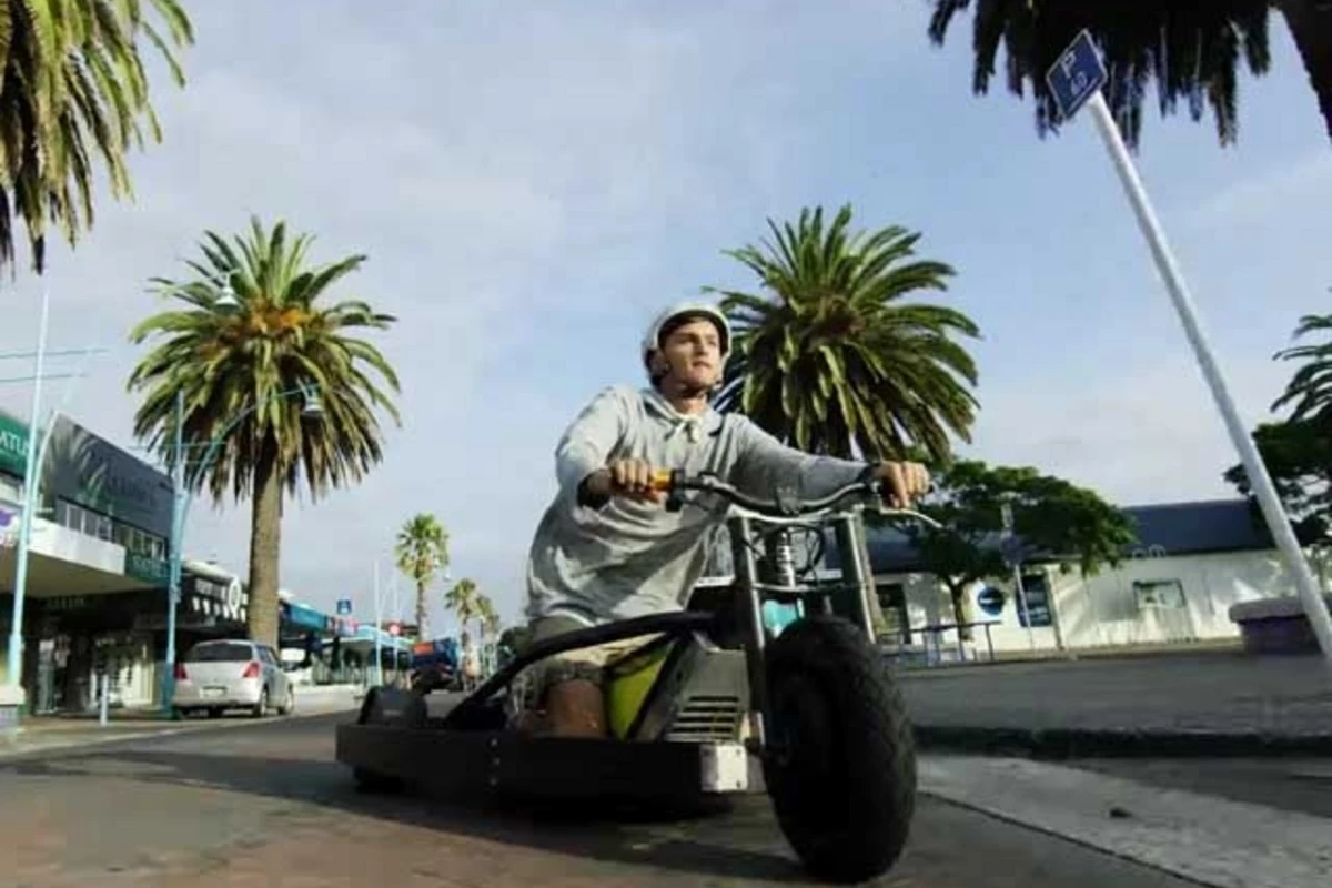 Drift Trike и Blokart на оживленных улицах Новой Зеландии (видео)