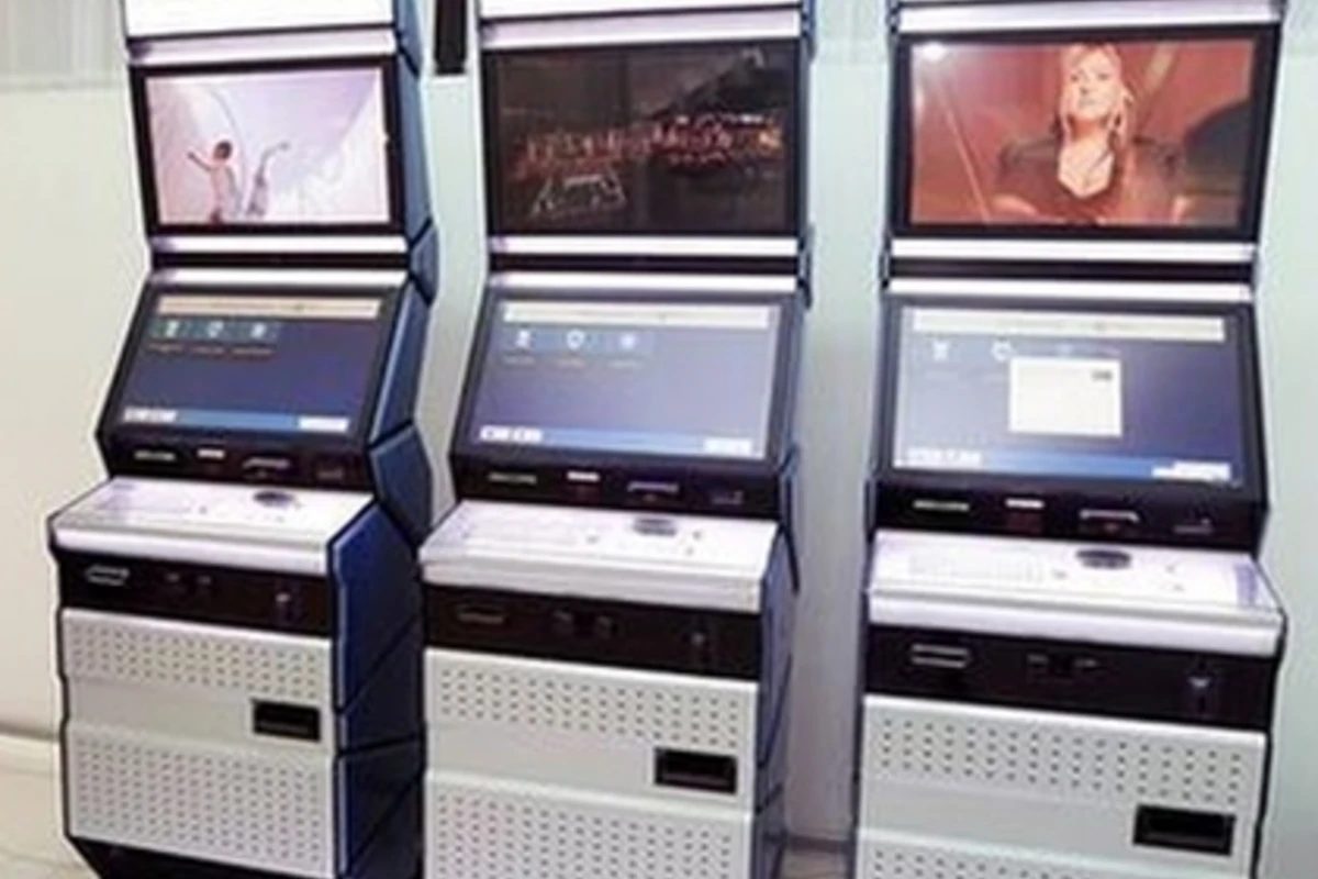 В Баку штрафы теперь можно оплатить с помощью терминалов службы «ASAN»