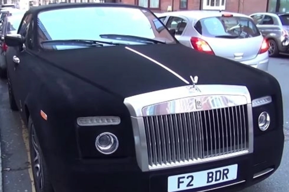Rolls-Royce Phantom целиком из бархатной ткани (видео)