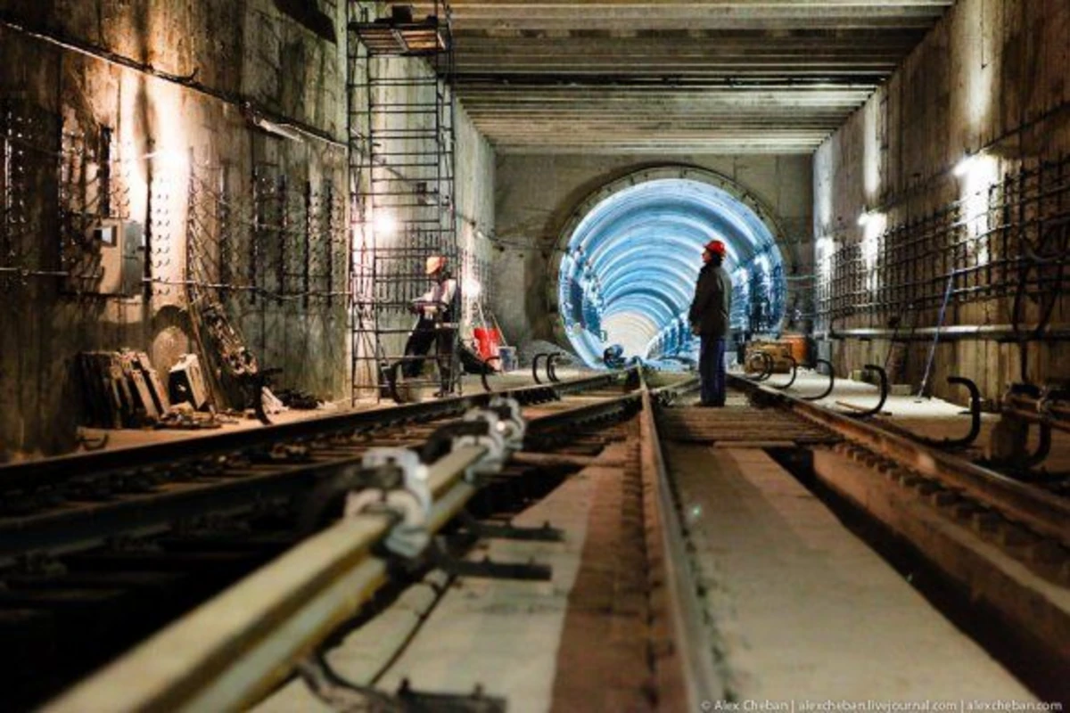 Польская компания будет строить новые линии Бакметрополитена