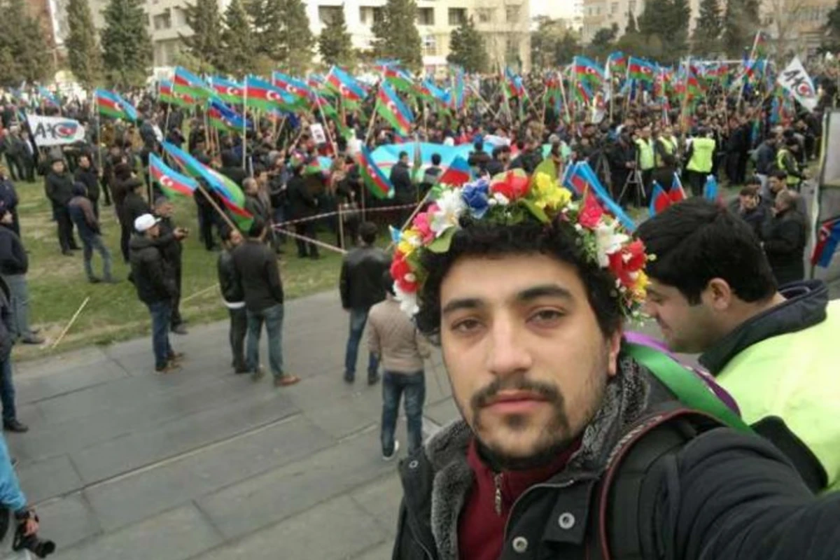 В Баку начался митинг