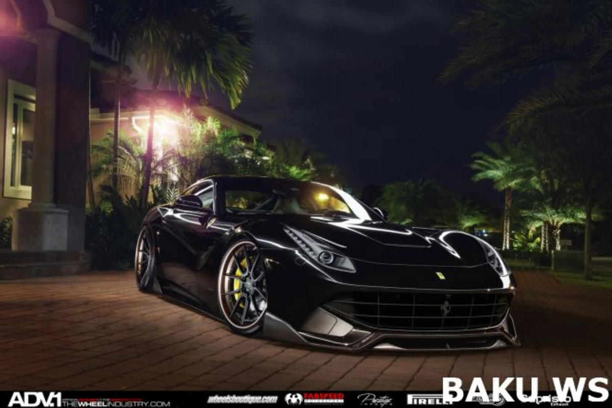 Ferrari F12 Berlinetta – тачка для настоящего Бетмена