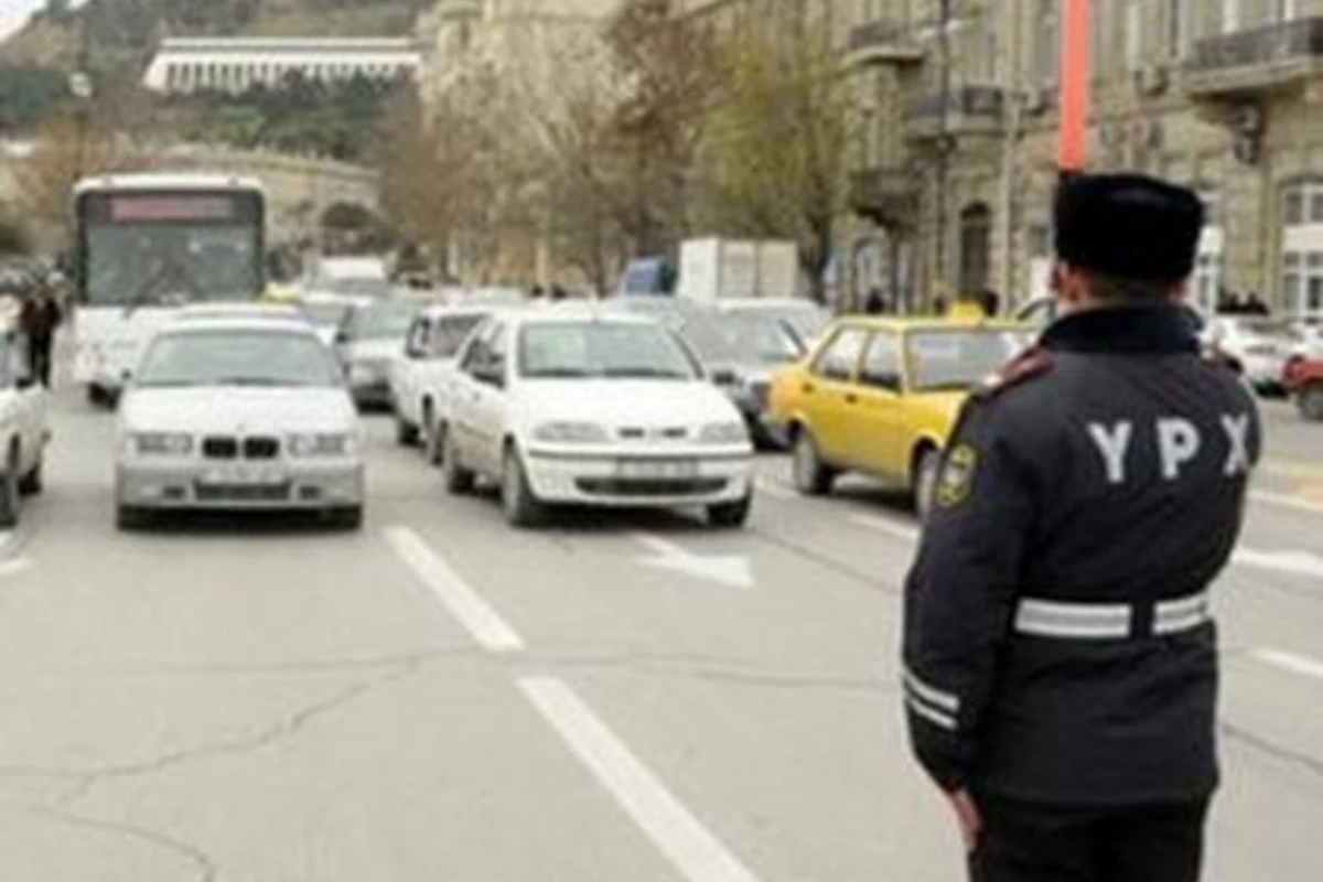 В центре Баку завтра будет ограничено движение транспорта