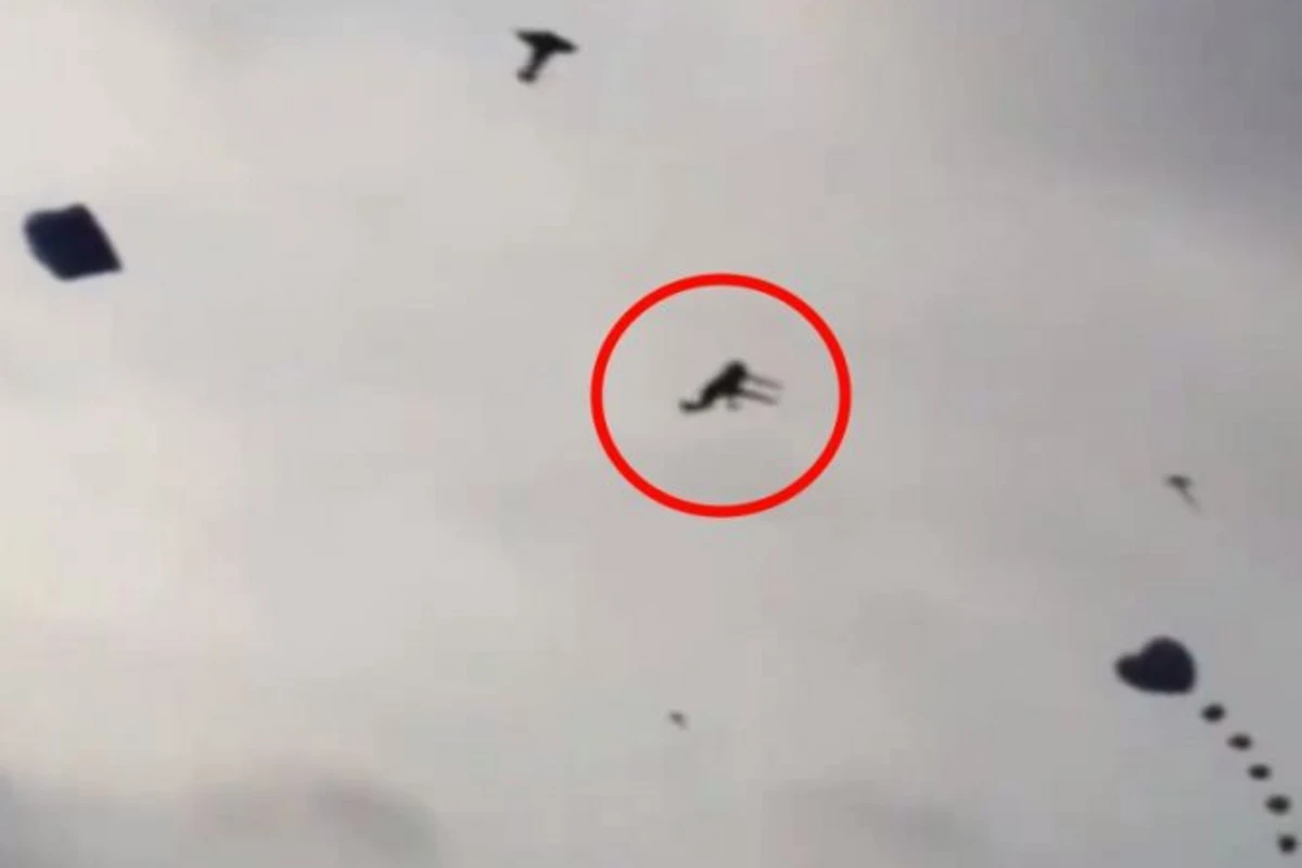 Трагедия: Воздушный змей утащил ребенка в небо (видео)