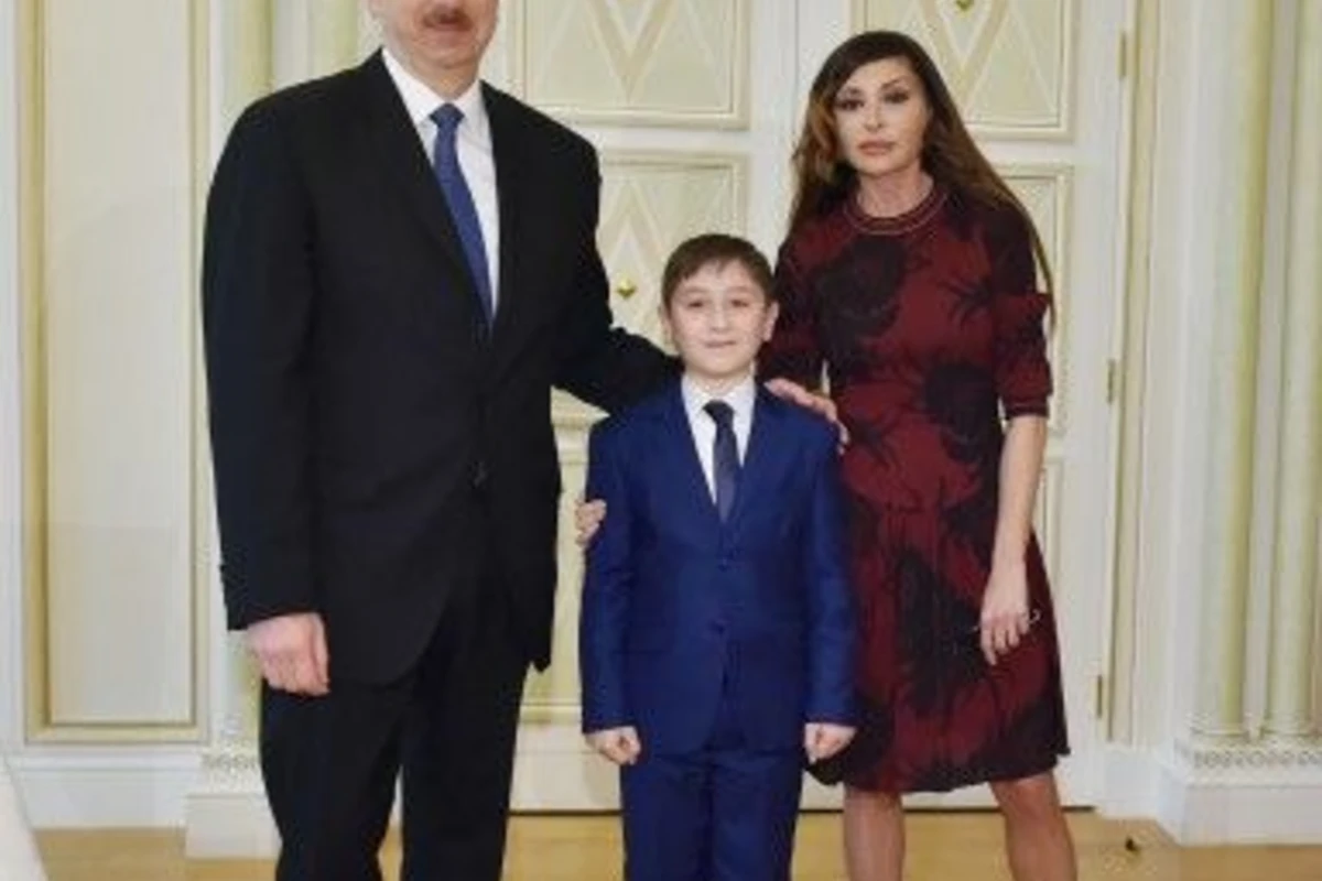 Ильхам Алиев встретился с 11-летним Умидом пригласившим его на свой день рождения