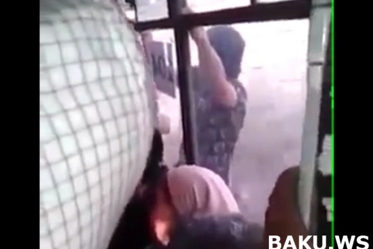 В Баку появился еще один супермен (видео)
