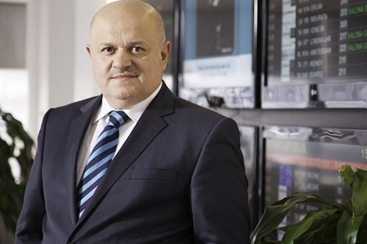 Глава Turkish Airlines подал в отставку