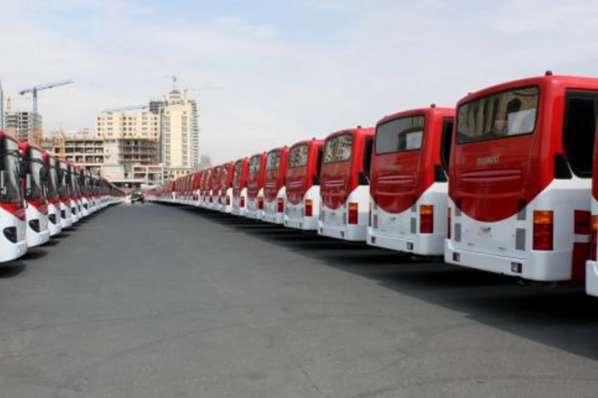 Автобусные остановки возле станции метро Кероглу ликвидируются (видео)