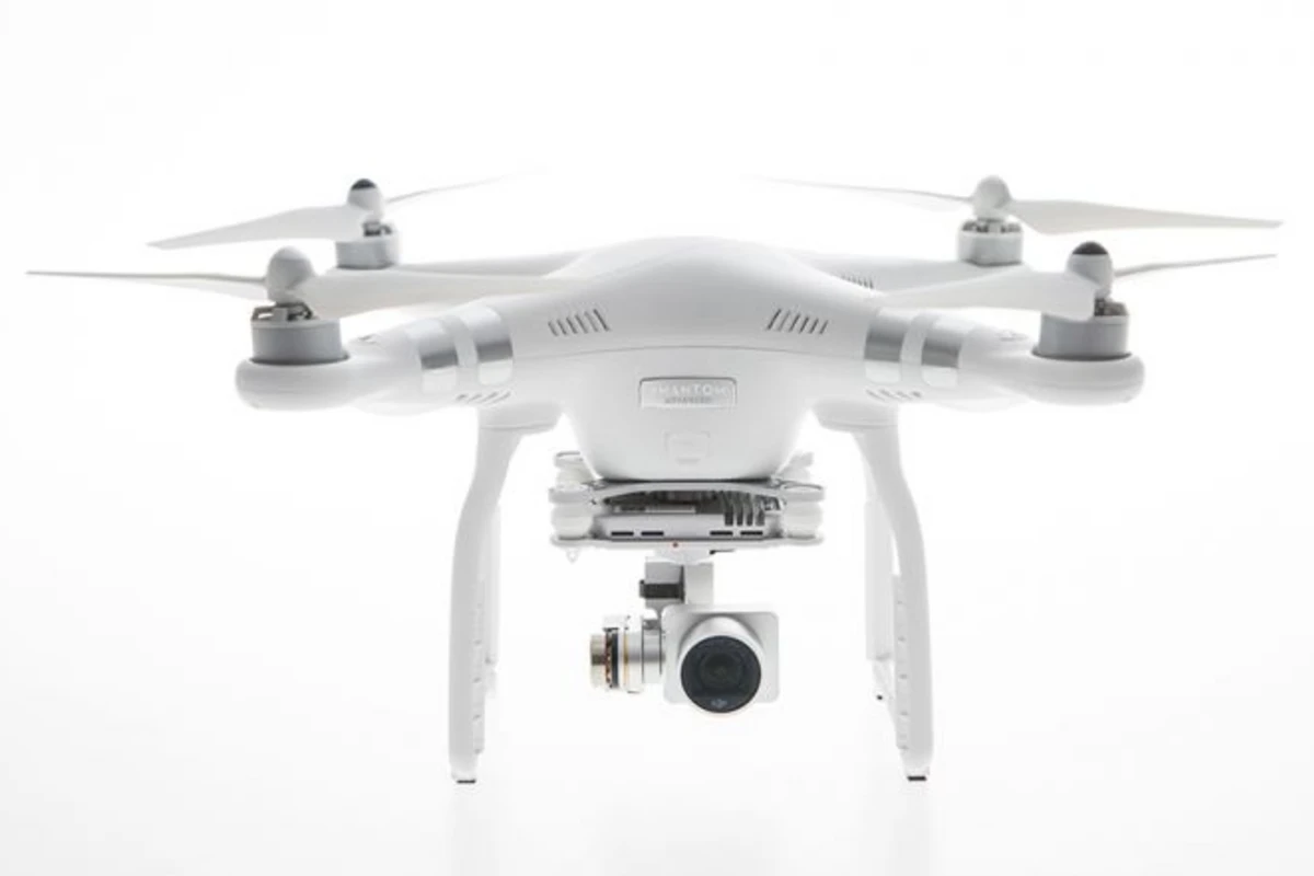 Новая модель DJI - самого популярного дрона у видеографов (видео)