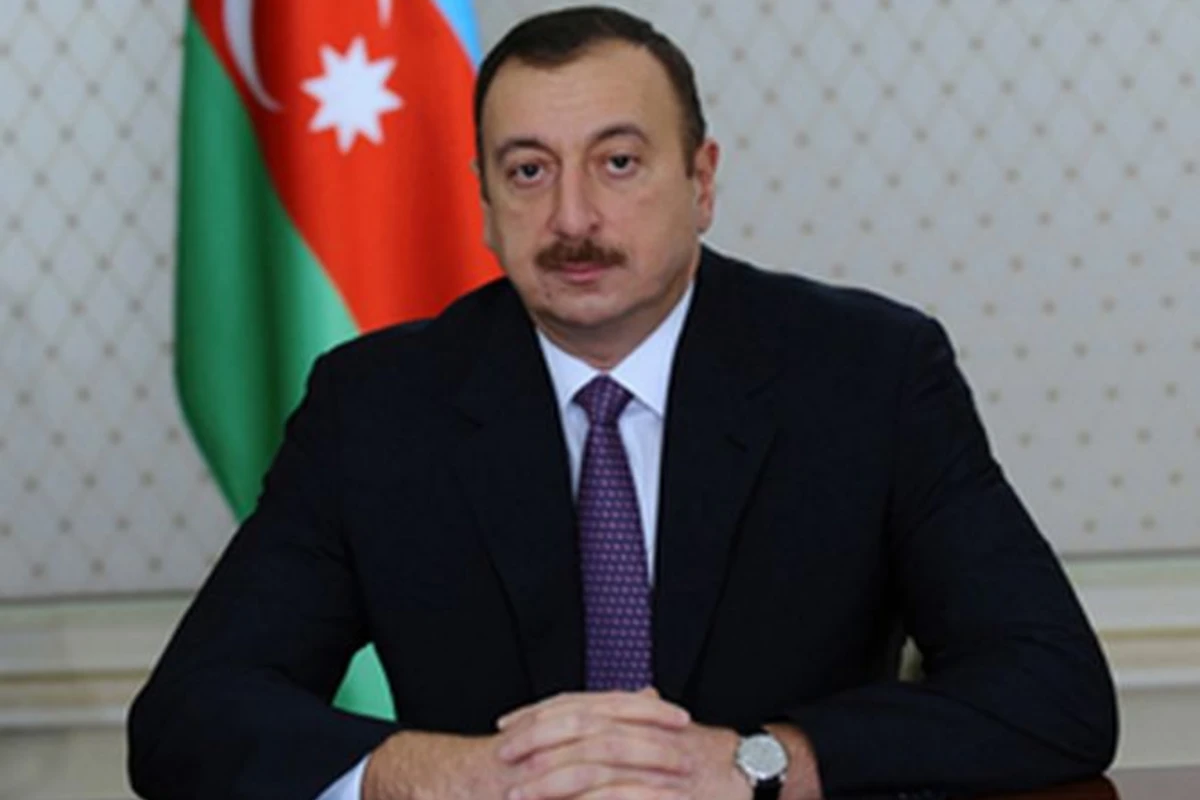 Президент Ильхам Алиев поздравил православных христиан Азербайджана с праздником Пасхи
